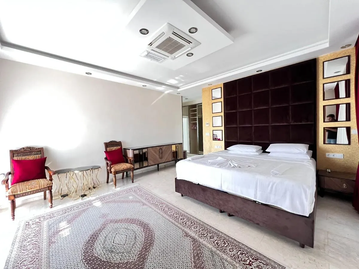 Luxury 7-Bed Villa With Pool And Jacuzzi Fethiye location