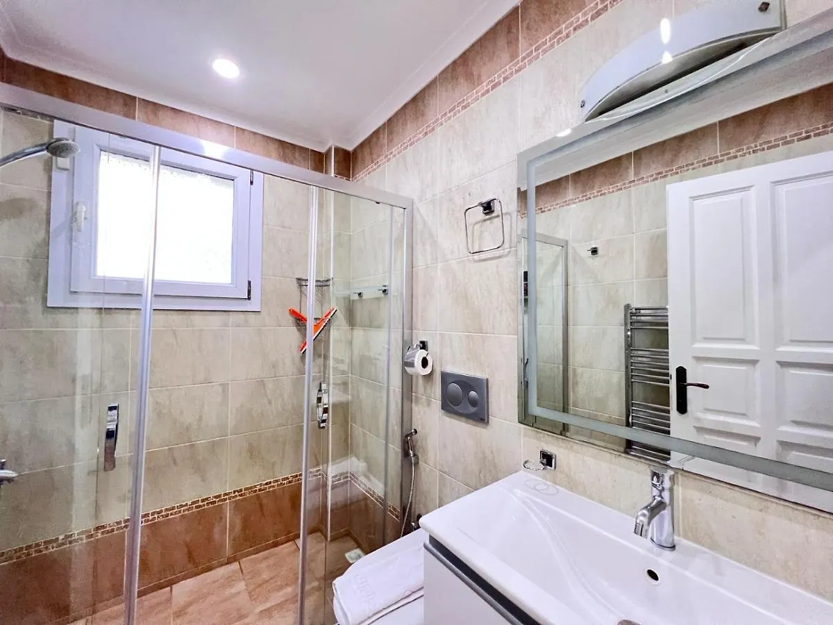 Luxury 7-Bed Villa With Pool And Jacuzzi Fethiye Oludeniz
